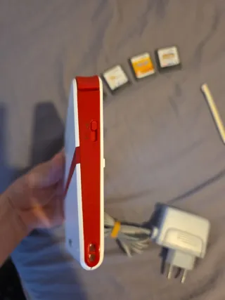 Nintendo 2DS Blanca + 4 Juegos