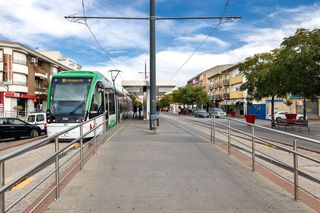 Local comercial en venta en Las Tres Cruces en Armilla