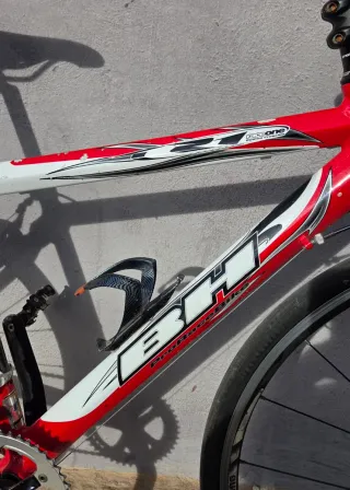 Bicicleta de carretera aluminio BH talla S