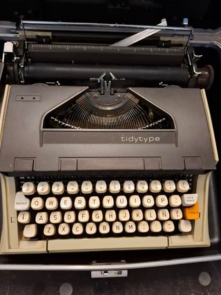 MÁQUINA DE ESCRIBIR ANTIGUA TIDYTYPE QUE FUNCIONA