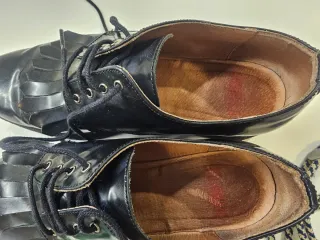 Zapatos de piel azul marino talla 39