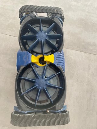 Robot Limpiafondos Zodiac MX8 Piscina
