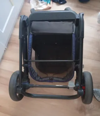 Carrito de bebé Play Indie.
