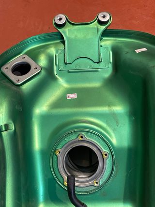 Kawasaki Z800 deposito Gasolina Verde Monster