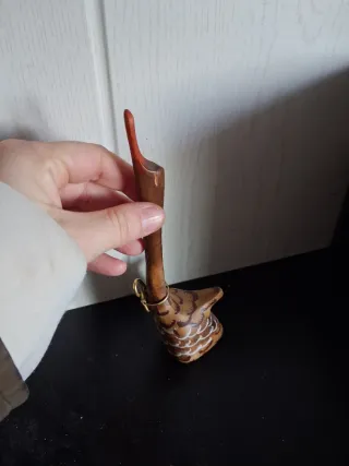 Soporte para anillos de madera