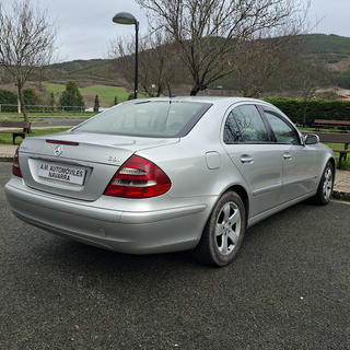 Mercedes-Benz Clase E 2004