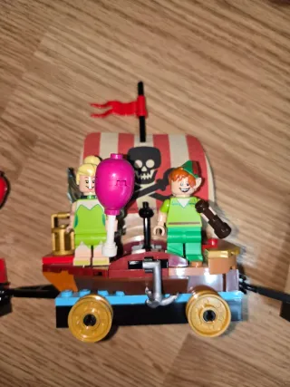 Treno Lego in omaggio Disney 100° Anniversario