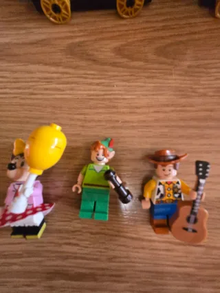 Treno Lego in omaggio Disney 100° Anniversario