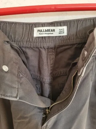 Pantalones cargo grises