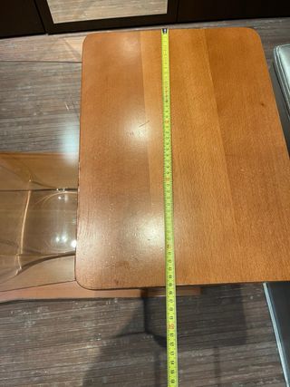 Mesa centro metaquilatro , madera , botellero