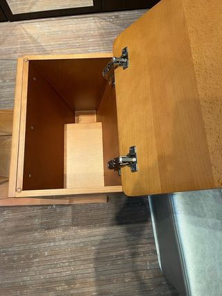 Mesa centro metaquilatro , madera , botellero