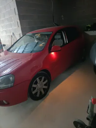 Volkswagen Golf 2004