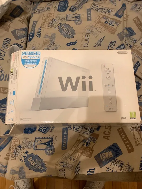 Nintendo Wii Blanca con Caja y Mando