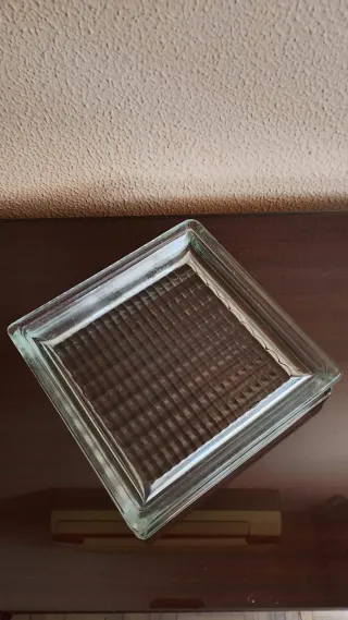 Cenicero de cristal con ondas