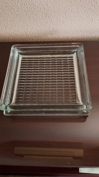 Cenicero de cristal con ondas