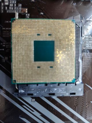 Pack PC (Placa AM4 520M, Ryzen 3800X, RTX 2060