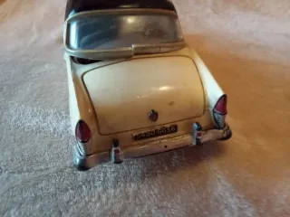 Coche de Juguete Antiguo