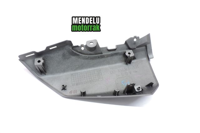 Tapa Lateral Izquierda Yamaha N-MAX 17