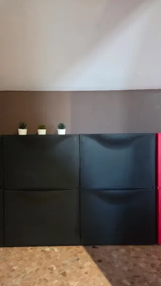 Set di scarpiera Trones Ikea 3 pz in Nero Bianco Rosso