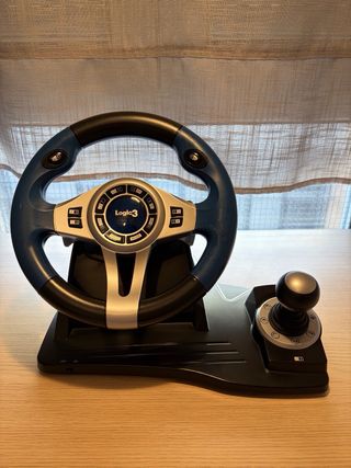Volante Logic3 per PS3, PS2 e PC