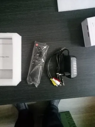 Mini Proyector LED Blanco