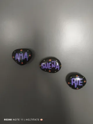 Magneti "Ama, Ride, Sogna"