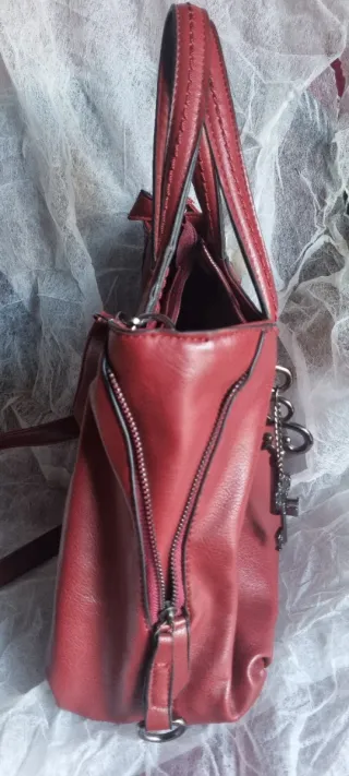 Bolso de mujer rojo oscuro/ granate