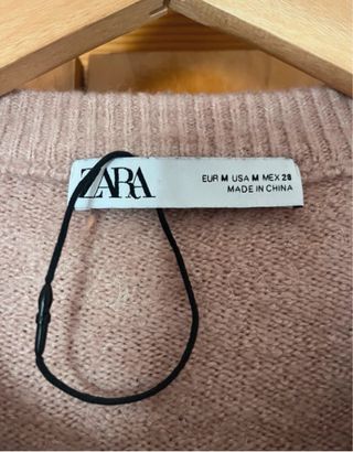 Jersey Zara volantes y brillo Talla M