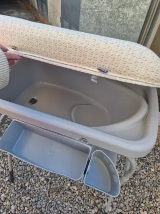 Bañera y cambiador para bebé