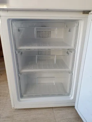 Frigorífico Combi Saivod Blanco modelo CT186NFW