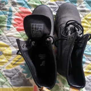 Botas Dr. Martens Grises Tela Vegan