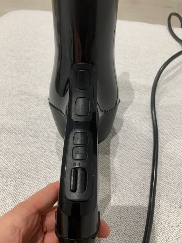 Secador de pelo SAHIRA negro