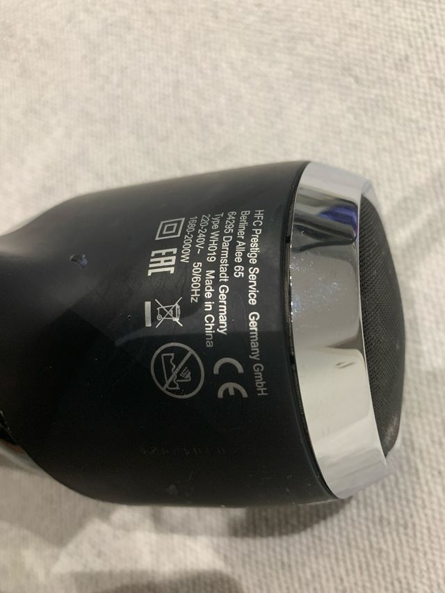 Secador de pelo SAHIRA negro