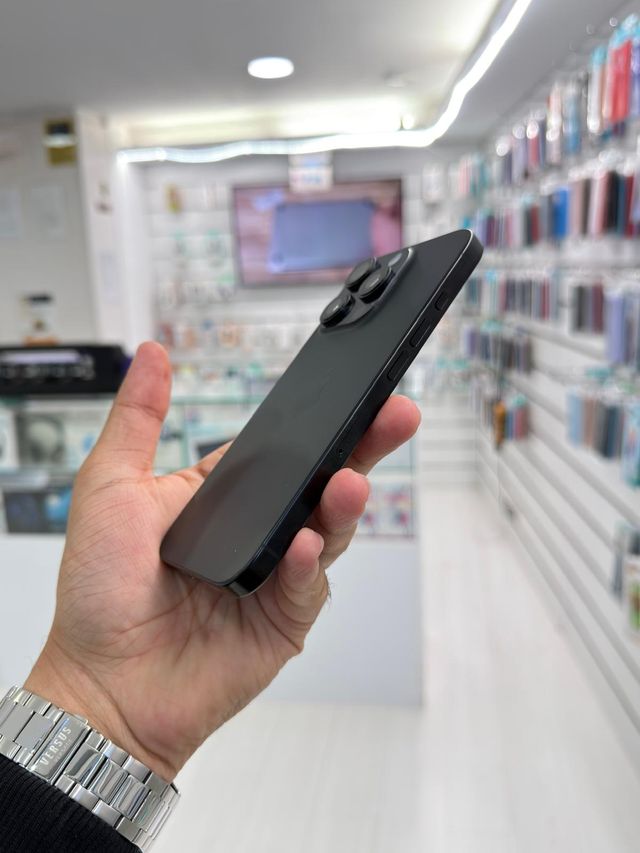 iPhone 16 Pro 256GB Nero