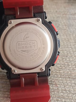 Casio G-Shock GA-110RB Negro y Rojo - Set Completo