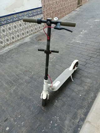 Patinete Eléctrico Blanco