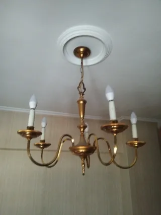 Lámpara colgante dorada