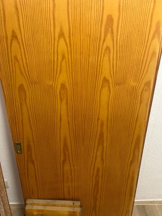 Puertas correderas de armario de madera