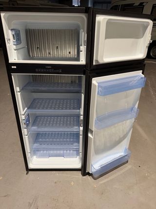 Nevera Dometic RMD-8505 Trivalente