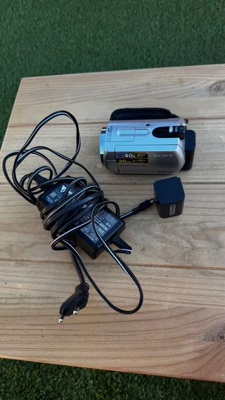 Videocámara Sony DCR-SR32 HDD 40x Optical Zoom