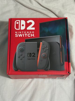 Nintendo Switch 2 + Hades 2 y funda original