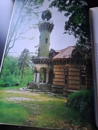 GAUDÍ,ARQUITECTURA DEL FUTUR