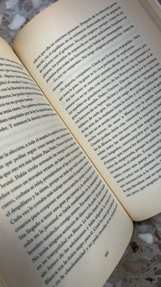 LA CASA DE LOS ESPÍRITUS II - Isabel Allende