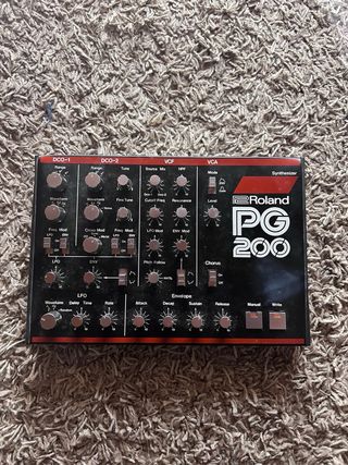 Roland PG-200 Controlador Sintetizador