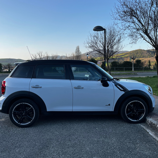 MINI Countryman 2012