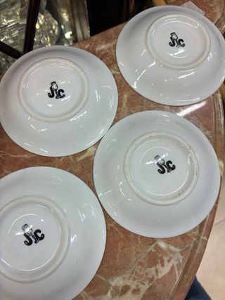 19 Tazas y Platos de Café -