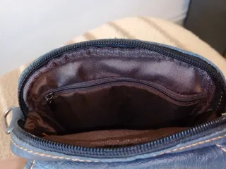 Bolso G y L azul cuero