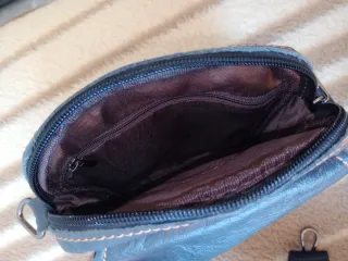 Bolso G y L azul cuero