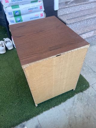 Base de cama con 2 mesitas