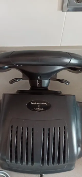 Volante Ferrari PS2/PS1 Guillemot